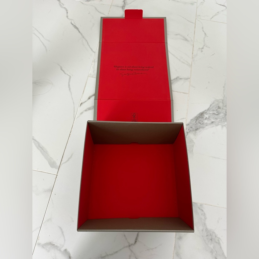 GIORGIO ARMANI GIFT BOX MAGNETIC CLOSURE 8.5” X 8.5” New - Picture 3 of 3